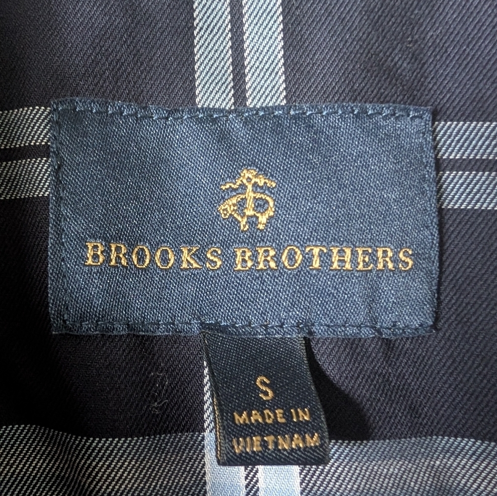 Brooks Brothers Woman's Quilted Farmers Burgundy Vest S - Picture 2 of 4